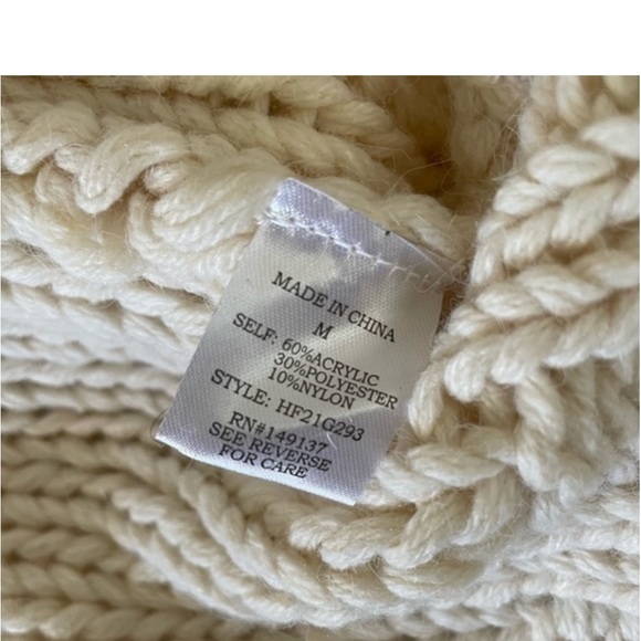 Boutique Hyfve ivory cream cable knit turtleneck sweater oversized - Picture 7 of 9